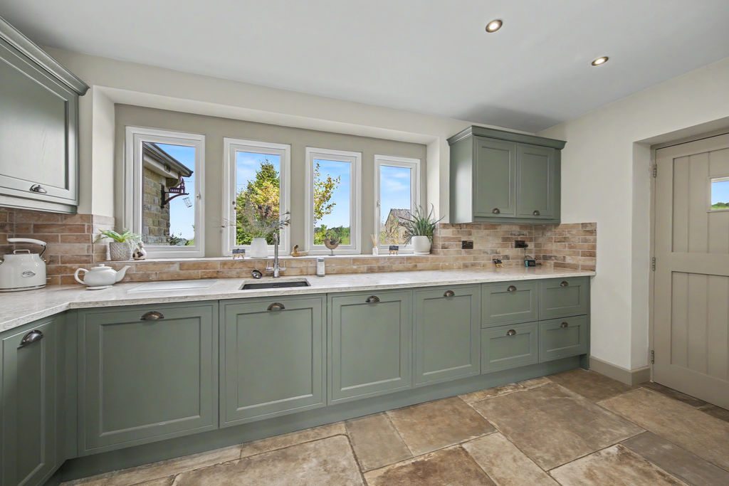 Darley Road Stone Edge